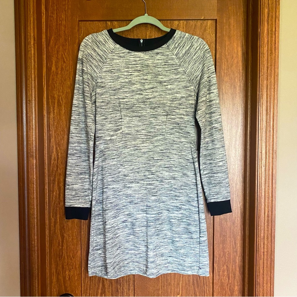 Lou & Grey Heathered Long Sleeved Crew Neck Sweater Dress with Belt Size SM
